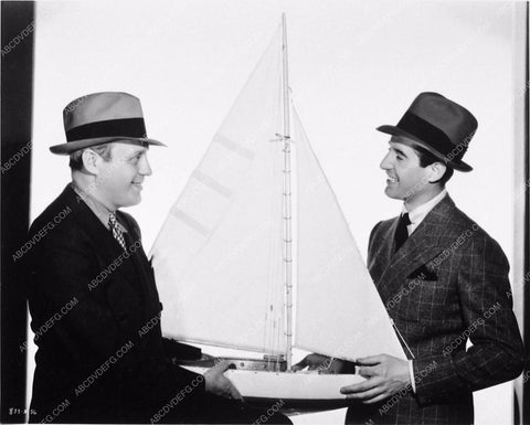 Jack Benny with model of boat 3402-30