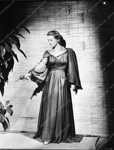 Bette Davis blasting away film The Letter 3406-36