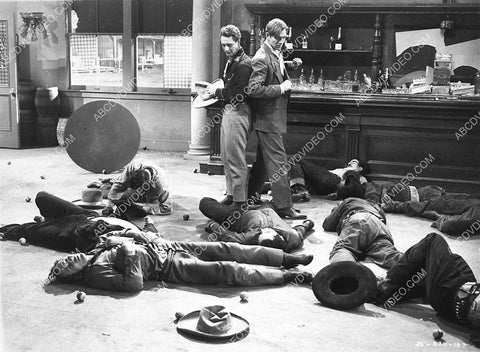 Smith Ballew Lou Gehrig win the bar fight western film Rawhide 3495-22