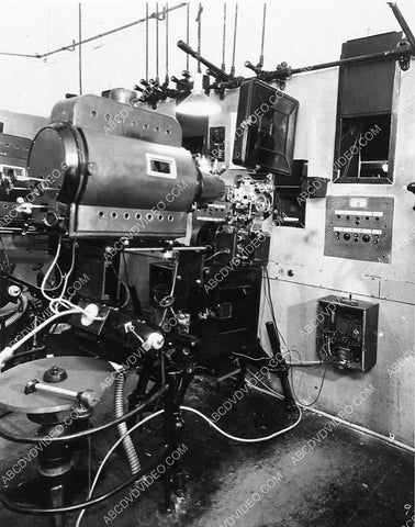 1929 studio projection booth projector w Vitaphone sound disc Tech Art Studios 3516-12