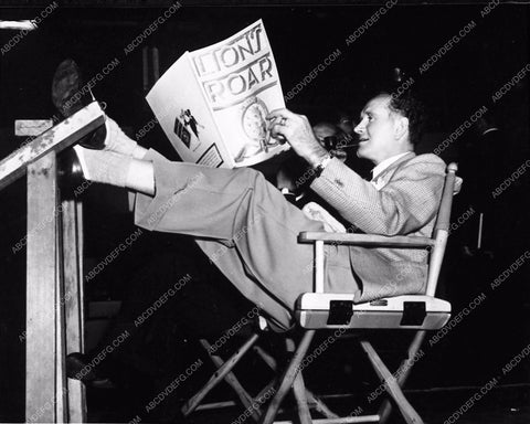 candid Frank Borzage taking it easy between takes 3518-14