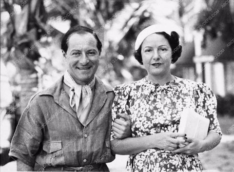 Norma Talmedge George Jessel candid at home 3558a-05