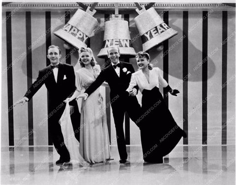 Bing Crosby Fred Astaire Marjorie Reynolds Holiday Inn 3573-04