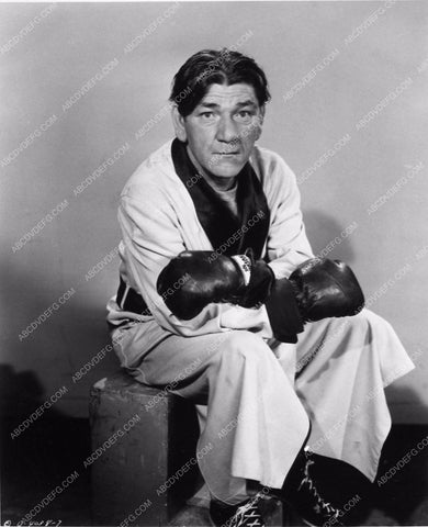 Shemp Howard portrait in boxing garb 3575-14