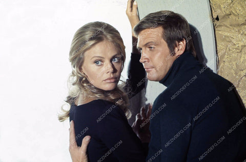 Britt Ekland Lee Majors TV The Six Million Dollar Man pilot 35m-11029