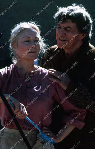 Rosemary Harris Robert Preston TVM The Chisolms 35m-11331