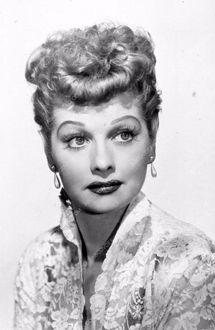 beautiful Lucille Ball portrait 35m-11351