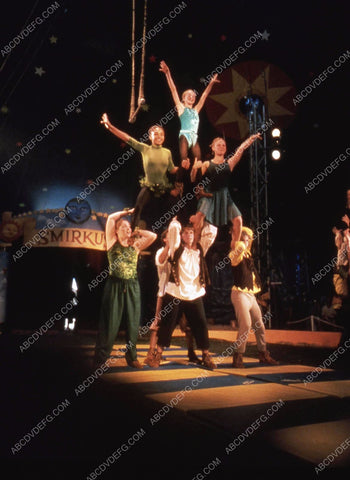 kids circus act TV Totally Circus 35m-11984