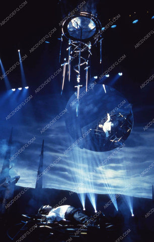 magic show sequence horror film Lord if Illusions 35m-12201