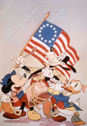 animated characters Mickey Mouse Donald Duck Goofy patriotic Revolutionary War 35m-12574