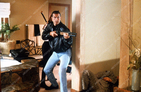 Steven Seagal film Hard to Kill 35m-1257