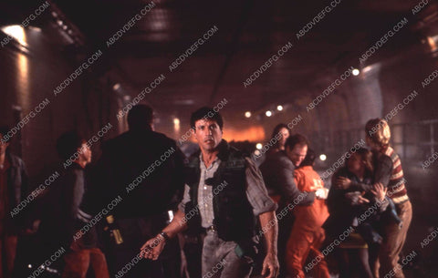 Sylvester Stallone and cast film Daylight 35m-12661