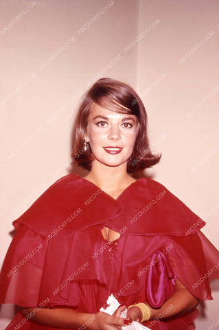 Natalie Wood in her new red dress 35m-13144