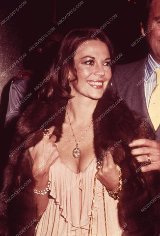 candid Natalie Wood out at some event 35m-13178