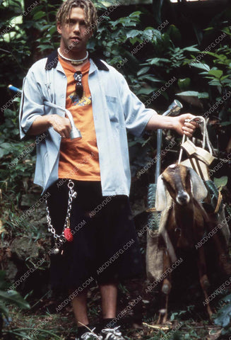 Stephen Baldwin and a goat film Bio-Dome 35m-13428