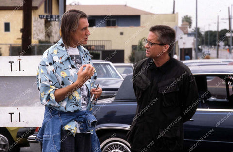 director Joel Schumacher Michael Douglas on set film Falling Down 35m-13769