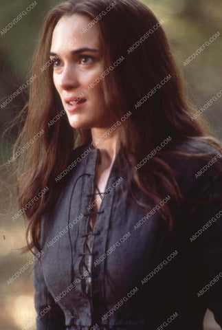 Winona Ryder film The Crucible 35m-14054