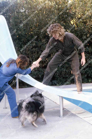 exclusive Leif Garrett sister Dawn Lyn play w dog by swimming pool in backyard 35m-14232