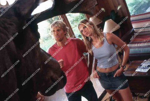 Sara Foster Owen Wilson talking to the moose head film The Big Bounce 35m-14421