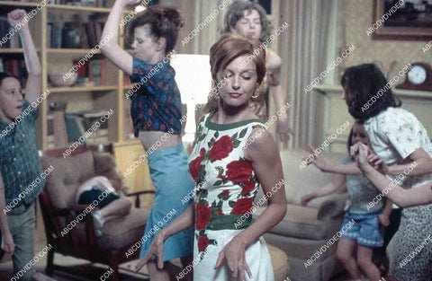 Ashley Judd and the girls dancing away film Divine Secrets of the Ya-Ya Sisterhood 35m-14924