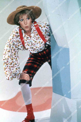 Julie Andrews unknown production 35m-15041