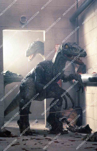 dinosaur attack sequance film Carnosaur 2 35m-15285