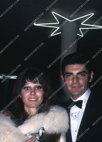 Paula Prentiss and Richard Benjamin at some ceremony or awards 35m-16654
