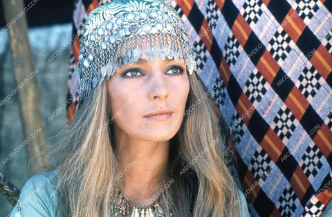 beautiful Jennifer O'Neill film Caravans 35m-16802