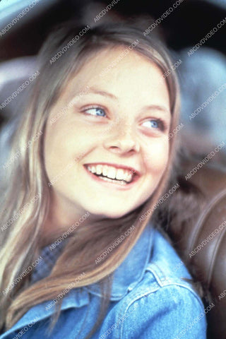 great smile Jodie Foster portrait 35m-16920