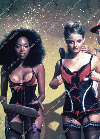 Tina Andrews Jodie Foster get last minute wardrobe makeup adjustment film Carny 35m-16926