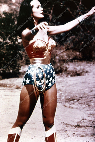 hot and sexy Lynda Carter TV Wonder Woman 35m-2019