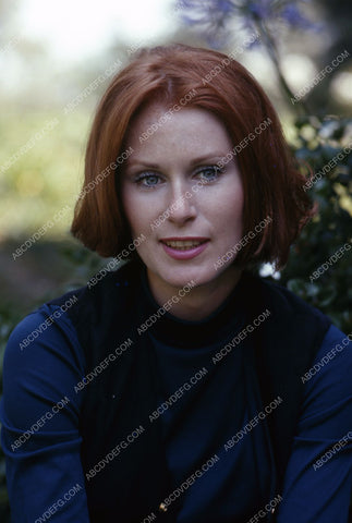 beautiful Susan Clark outdoors portrait 35m-2135
