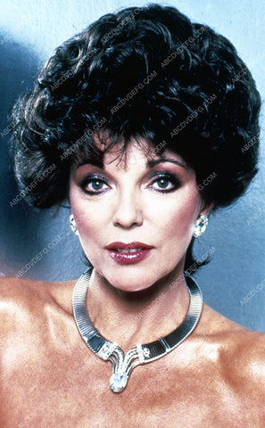 glamourous Joan Collins portrait 35m-2254