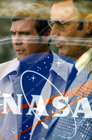 Lee Majors Richard Anderson NASA logo TV The Six Million Dollar Man 35m-2418