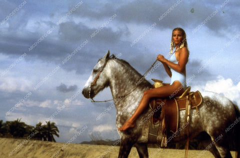 sexy Bo Derek goes for horseback ride film Bolero 35m-2769