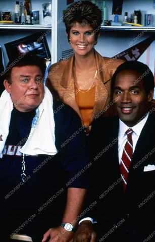 O.J. Simpson and cast members TV First and Ten 35m-2941
