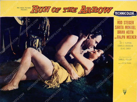 Rod Steiger Sarita Montiel film Run of the Arrow 35m-3610