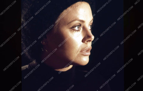 beautiful Britt Ekland portrait 35m-3885