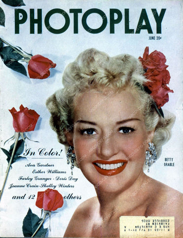 Betty Grable Photoplay magazine cover 35m-4563