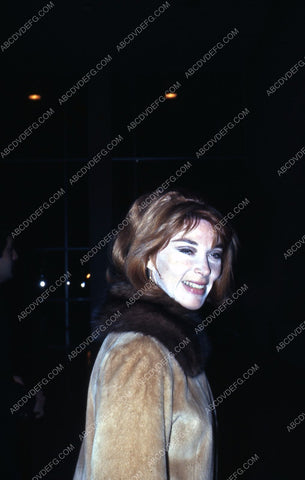 candid Lee Grant going out on the town 35m-4762