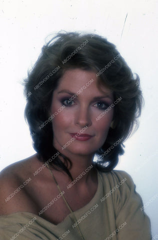 gorgeous Deidre Hall portrait 35m-4836