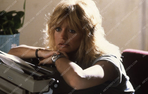 always beautiful Goldie Hawn pic 35m-5036