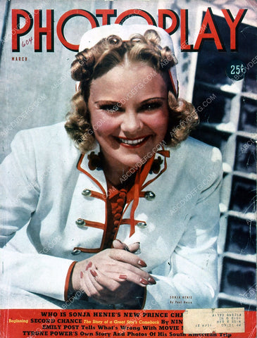 Sonja Henie Photoplay magazine cover 35m-5115