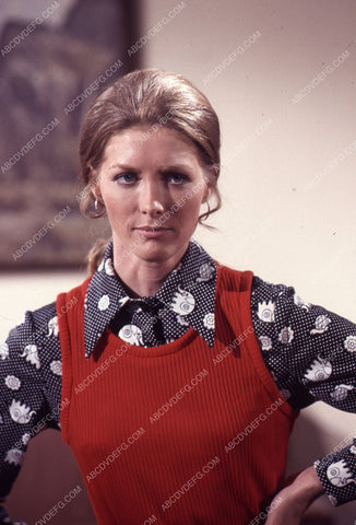 Susan Howard portrait 35m-5216