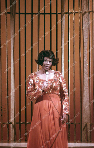 Mahalia Jackson singing away on TV The Flip Wilson Show 35m-5334