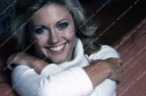 Olivia Newton-John and her great smile 35m-5384