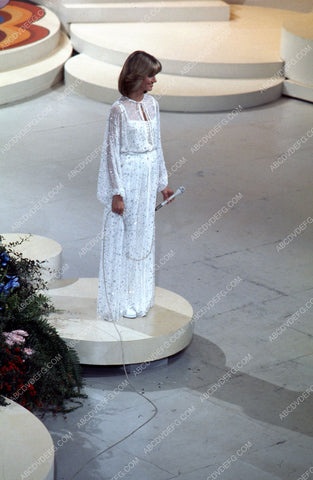 Olivia Newton-John TV special I think 35m-5495