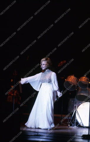 singer Brenda Lee live on stage 35m-5842