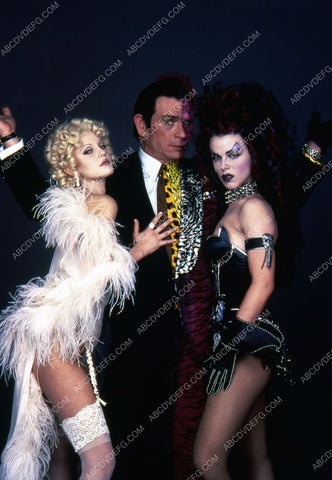 Tommy Lee Jones Drew Barrymore Debi Mazar film Batman Forever 35m-6140