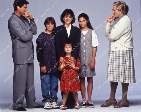 Pierce Brosnan Sally Field Robin Williams film Mrs. Doubtfire 35m-7621